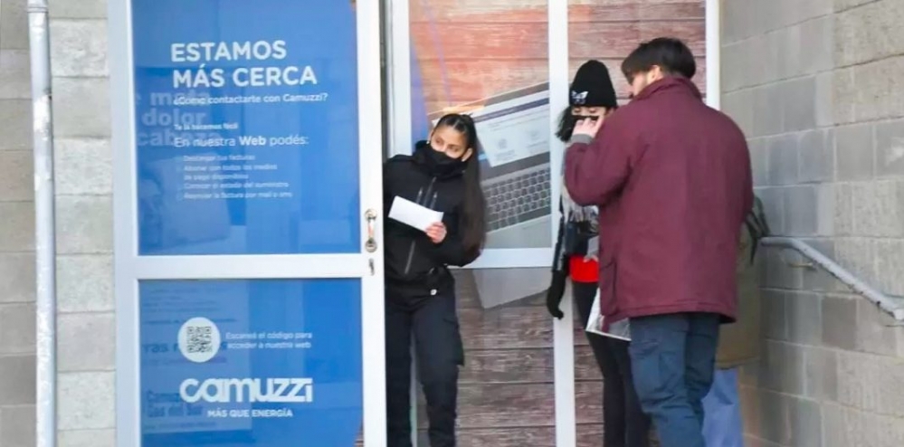 El ente nacional de gas intimó a Camuzzi a brindar atención presencial