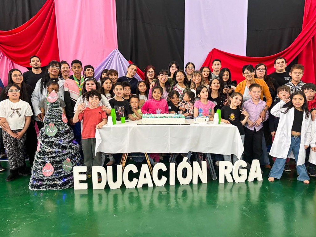 MÁS DE 600 ESTUDIANTES PARTICIPARON DURANTE EL 2025 DE LAS CLASES DE APOYO ESCOLAR DEL MUNICIPIO