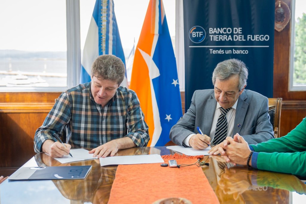 "CONTRA LA MOTOSIERRA DEL GOBIERNO NACIONAL