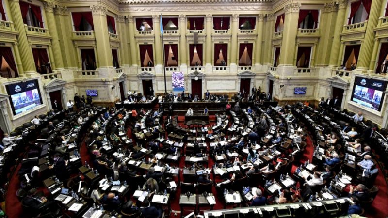 Proyecto de Salario Básico Universal a discusión