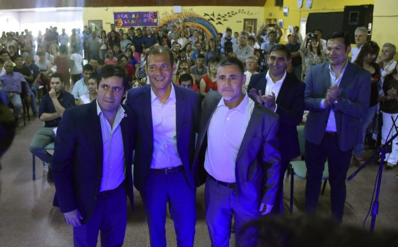Gutiérrez participó de la asunción de intendentes del Norte Neuquino.