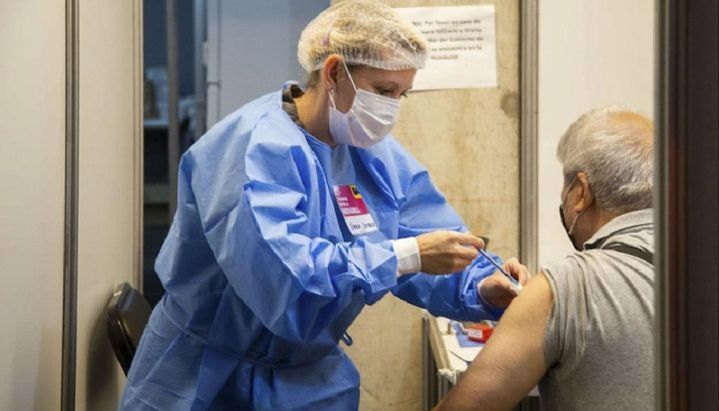 A través de la web se informará los turnos para las segundas dosis de las vacunas COVID-19.