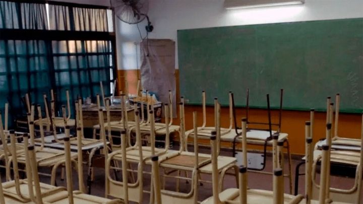 Un grupo de padres pide garantizar el regreso a clases presenciales en 2021
