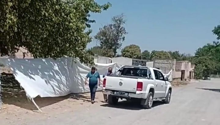 Cerrillos: el hedor no se aguanta dicen los vecinos del cementerio