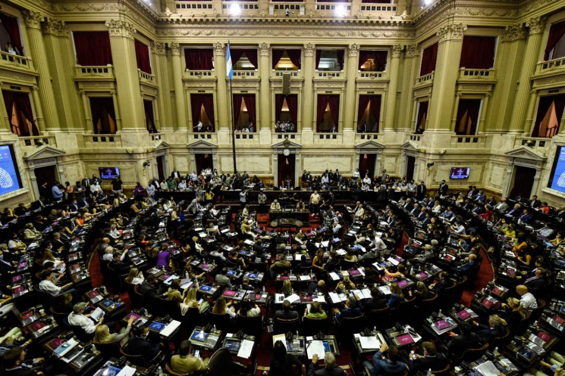 Mañana entra en vigencia el DNU y dudan que se trate antes del 31 de diciembre