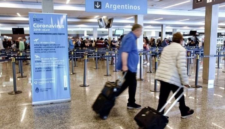 Otros 55 infectados de Covid 19 entre los estudiantes que regresaron de Cancún