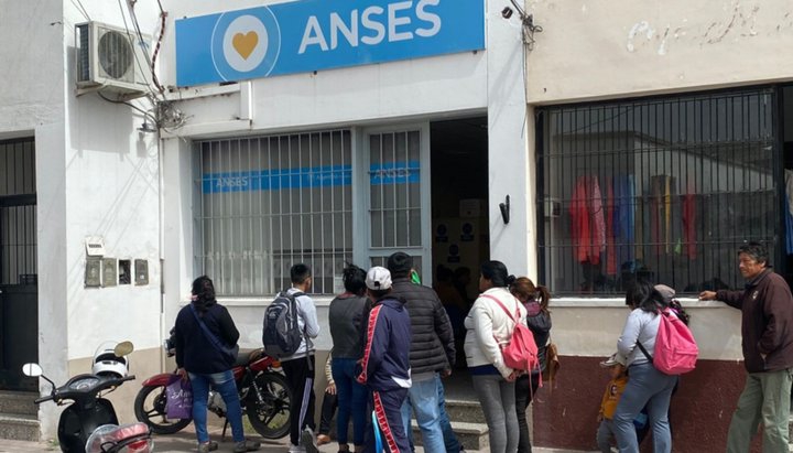Rosario de Lerma: A beneficiarios del IFE un banco les cobró los $47 mil