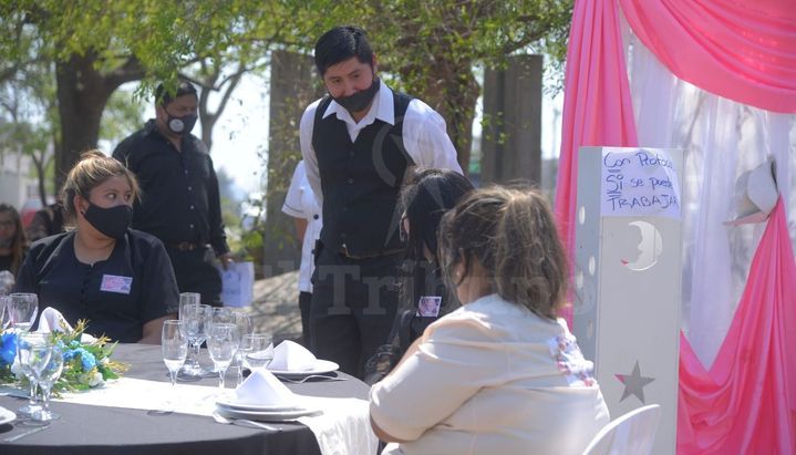 Gastronómicos y organizadores de eventos buscan recuperarse durante las fiestas