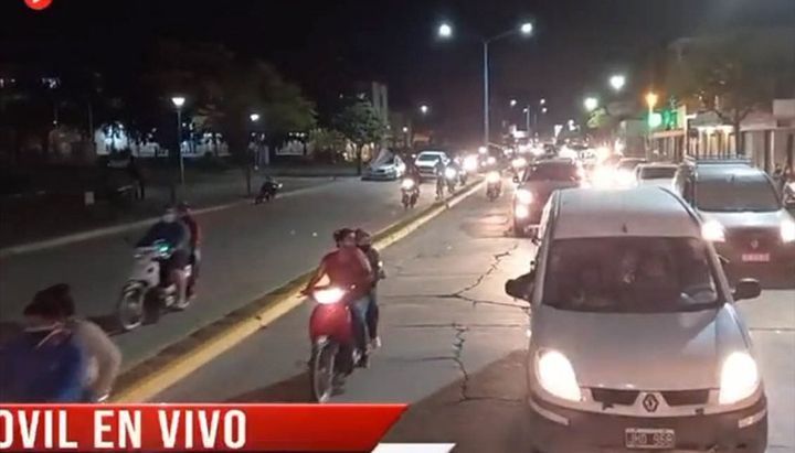 Orán dijo basta con una masiva caravana por la salud