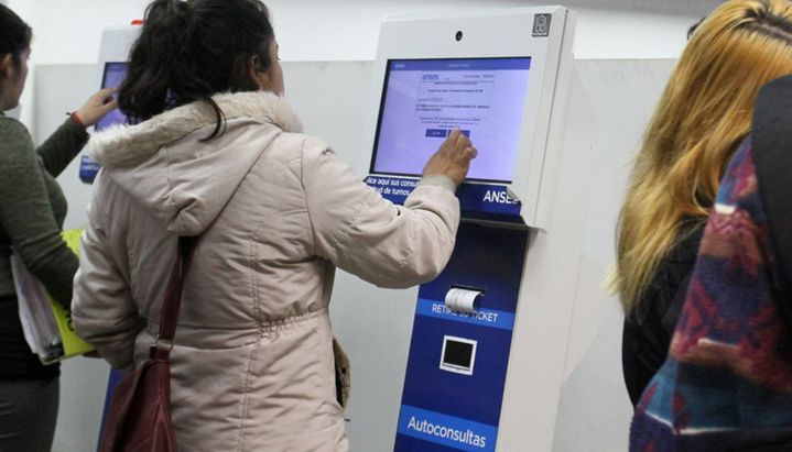 Casi el 20% de la población cobró el IFE