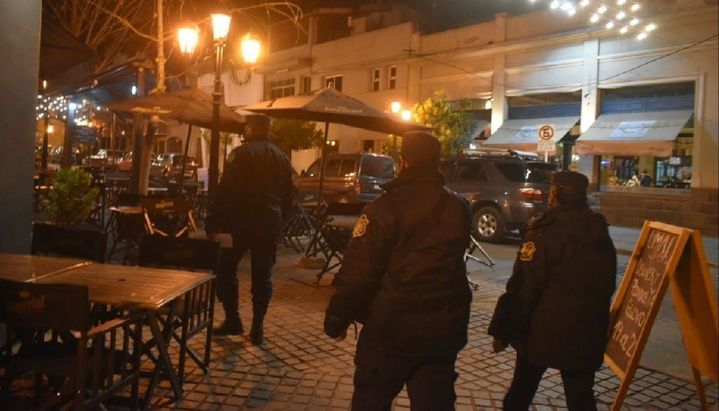Rechazan las medidas para salones y locales