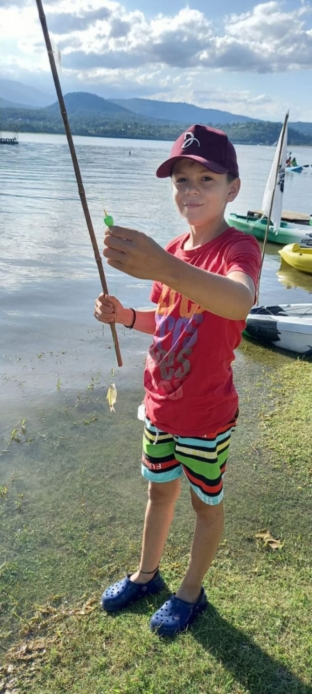 Amigos, bicis, pesca, fútbol y "fierros": la historia de José, el niño que hizo emocionar al país