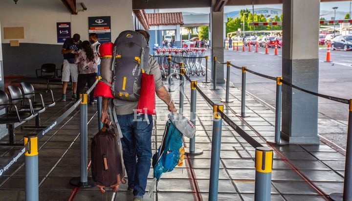 Volar a Buenos Aires es un 140% más caro que el año pasado