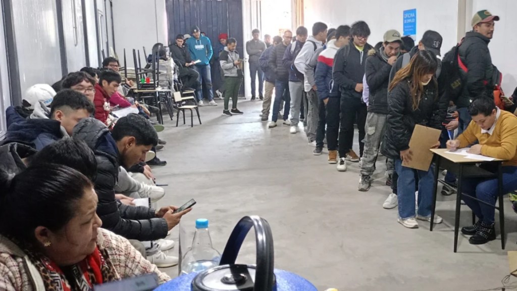 Güemes: Trabajadores locales presionan para ocupar puestos en la minería