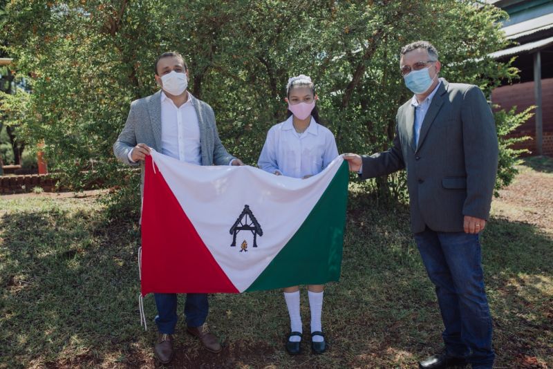 Herrera Ahuad encabezó el Acto por el 64º aniversario de Colonia Alberdi
