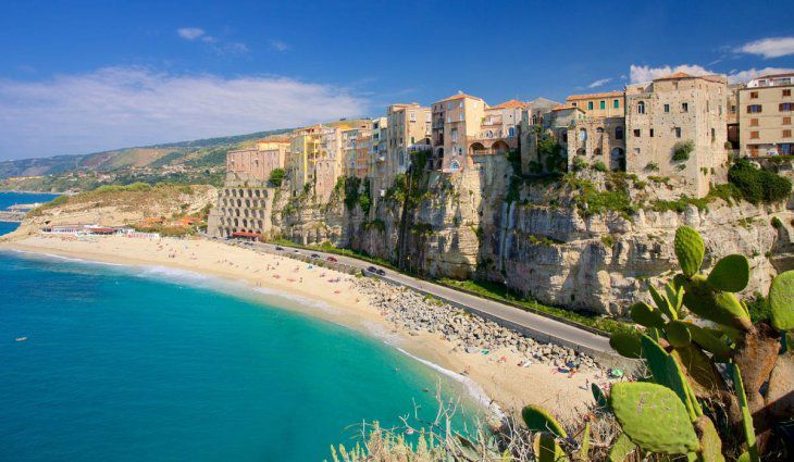 ITALIA - Ofrecen hasta 33 mil dólares para vivir y trabajar en Calabria: los requisitos