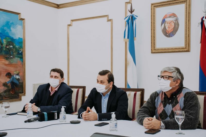 Se abrieron sobres licitación para obras cloacales en Aristóbulo del Valle