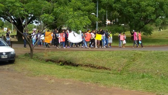 MISIONES – A. del Valle: Vecinos marcharon pidiendo justicia por Ismael