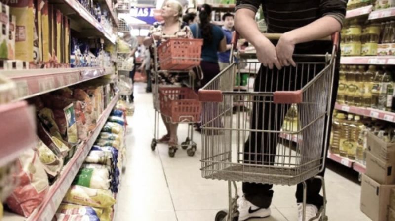 INDEC: El costo de la canasta básica alimentaria aumentó 4,6 % en mayo