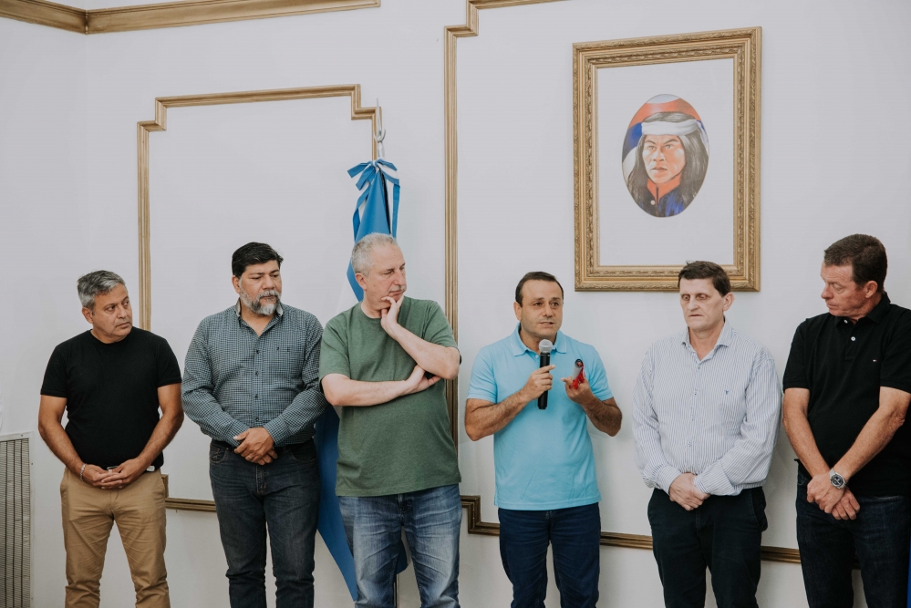 Misiones: Se entregaron subsidios a entidades deportivas, civiles, educativas, religiosas y, a cooperativas