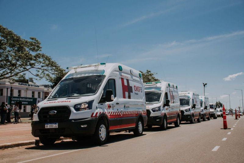 Herrera Ahuad hizo entrega de ambulancias a municipios de frontera y es inminente la apertura de pasos