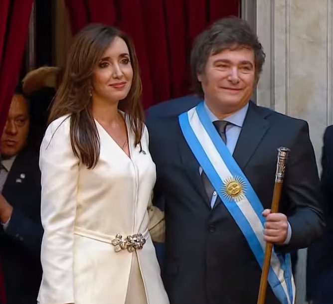 Con su jura ante la Asamblea Legislativa, Javier Milei es el nuevo Presidente de Argentina