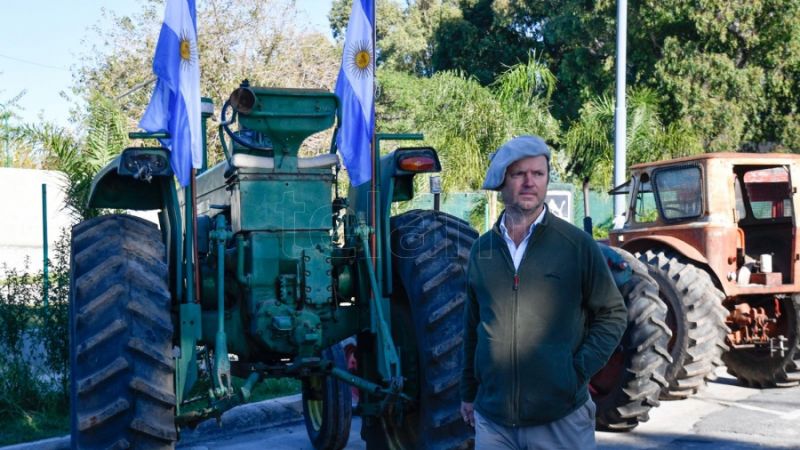 Opositores del campo realizan tractorazo: para el Gobierno es "por las dudas"