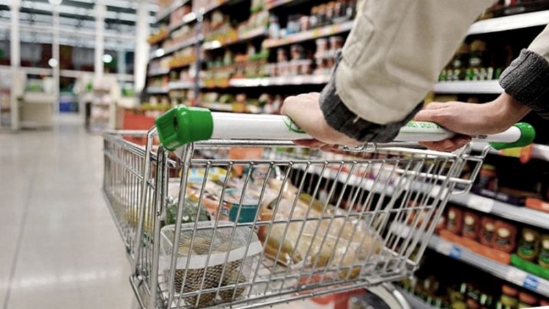 4,7% la suba de precios al consumidor en febrero - Medidas que analiza el Gobierno argentino para contener la inflación