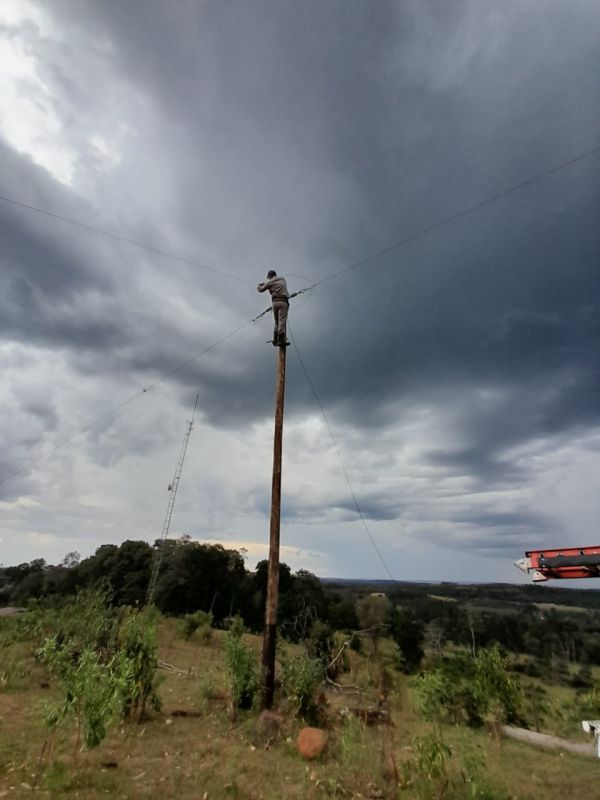 Energía de Misiones realizó tareas de mantenimiento en S Antonio y C Grande