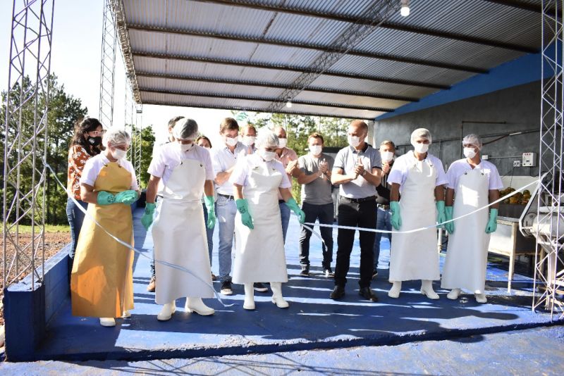 Misiones: Se inauguró la industria de procesamiento y envasado de frutas tropicales en Aurora