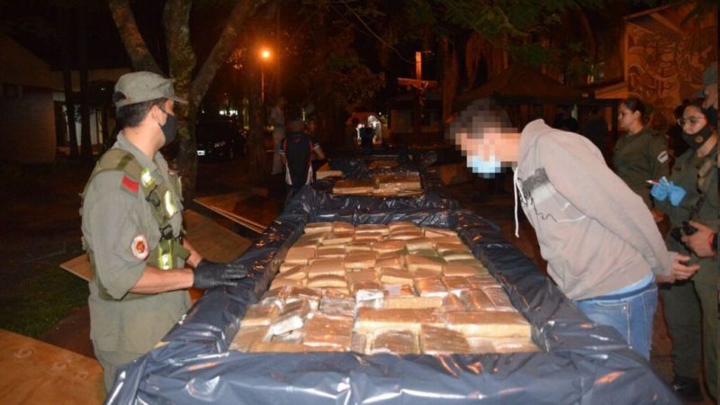 MISIONES – Oberá: Incautaron 5 toneladas de marihuana oculta en cargamento de madera