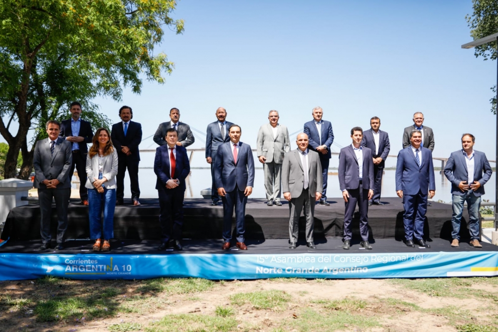 Norte Grande de Argentina: Los mandatarios provinciales sesionaron en Corrientes – Más de 148 mil millones en obras para 2023 – Refuerzo Alimentario
