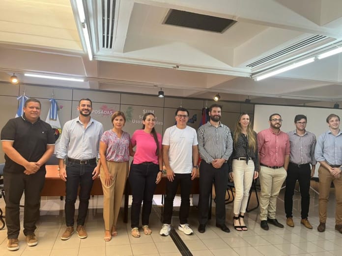 Misiones “modelo de exportación”: Legislador brasileño apreció el avance en la economía del conocimiento, bioinsumos y otros aspectos del desarrollo provincial