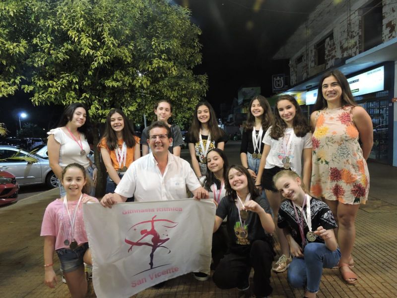 GIMNASIA – Comunales sanvicentinas: Jovencitas de la localidad participan en Torneo Nacional