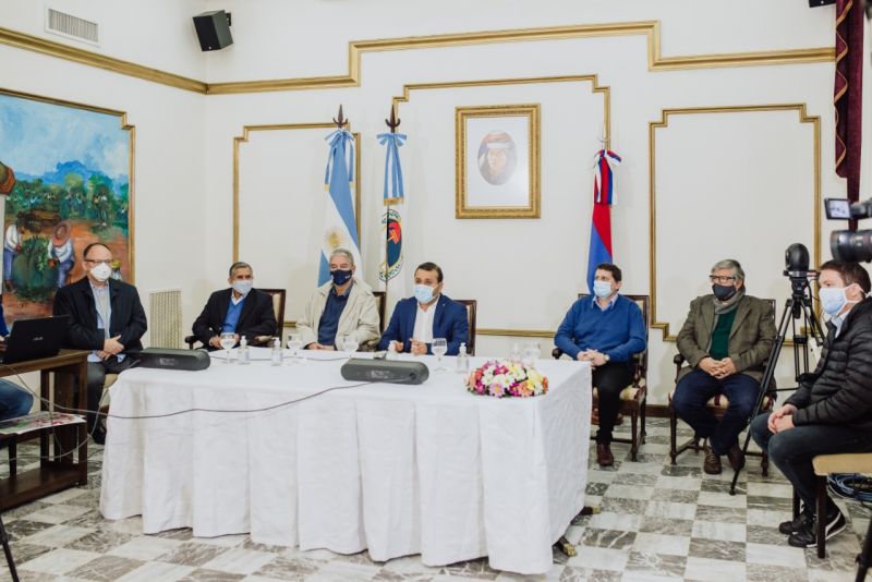 El Gobierno de Misiones lanzó el programa “Agua y Escuela”.