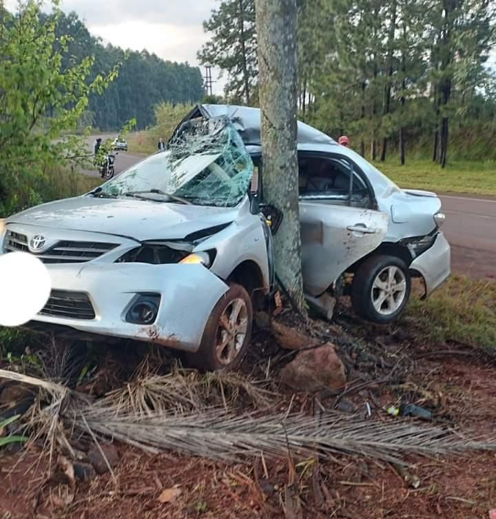 MISIONES - San Vicente: Conductor perdió la vida al chocar contra un árbol