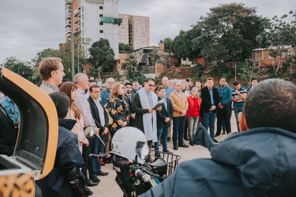 Herrera Ahuad puso en marcha la División de Motoambulancias e inspeccionó las reformas del Policlínico Policial