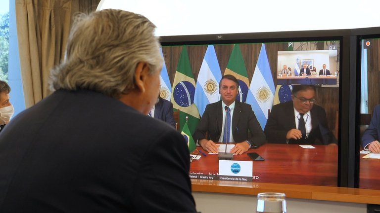 Los Presidentes Fernández y Bolsonaro se reunirán en Iguazú