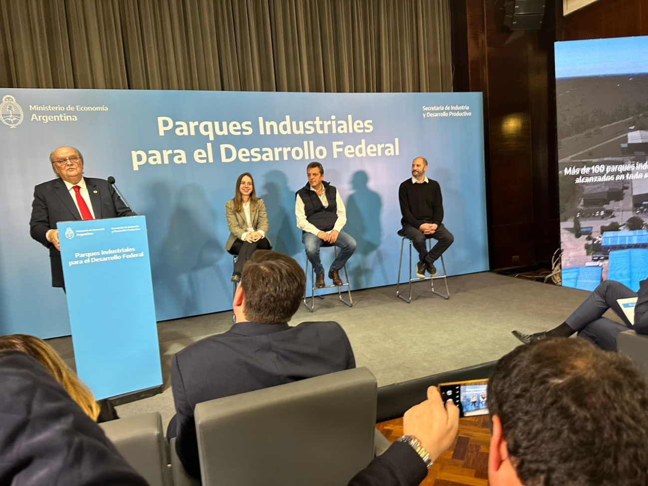 El intendente de San Vicente, Fabián Rodríguez, recibió un ANR de $170.000.000 para el Parque Industrial