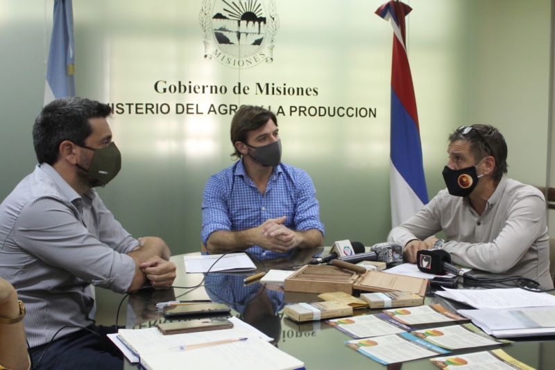 Convenio para el desarrollo de tabaco orgánico en Misiones