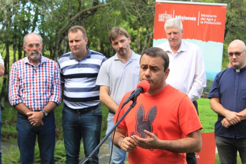 Herrera Ahuad lanzó el Programa de “Fortalecimiento de la Acuicultura” - Se expande la actividad en Misiones