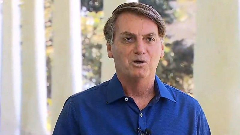BRASIL - Bolsonaro confirmó que tiene coronavirus y se sacó el barbijo