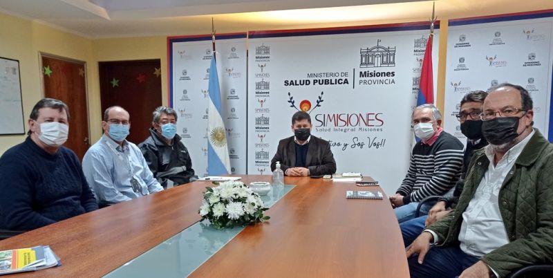 El ministro Alarcón presentó proyecto de reglamento para la Ley de faena artesanal de pequeños animales a referentes del INTA, SENASA y SAFCI