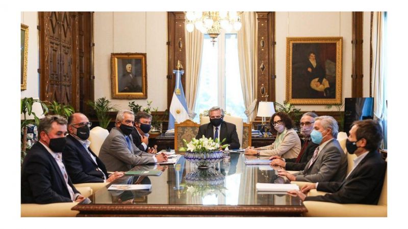 El Presidente Fernández recibió a los representantes de la Mesa de Enlace rural