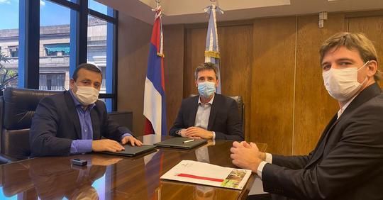 Misiones gestionó créditos de hasta 100 mil pesos para productores afectados por la sequía - Reunión con Kulfas
