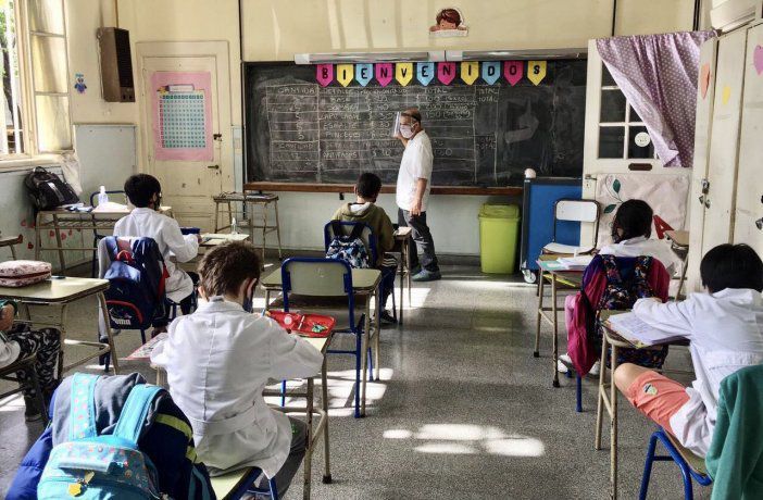Ordenaron la suspensión de las clases presenciales en la CABA
