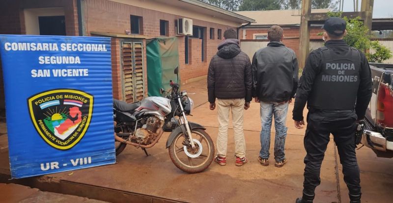 MISIONES – San Vicente: Apresaron a dúo de “cuatreros” que huían con lechones faenados
