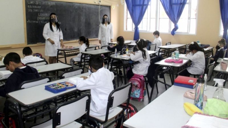 El Gobierno nacional propone una hora más de clase por día en las escuelas primarias