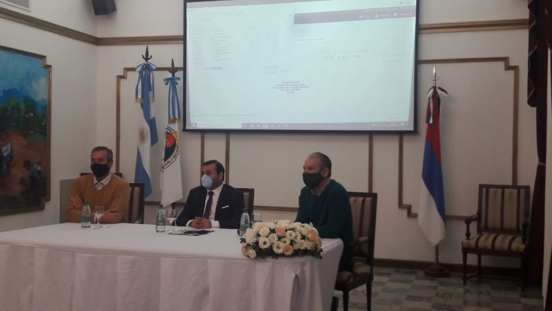Herrera Ahuad presentó la Primera Guía Digital de la Madera Nativa