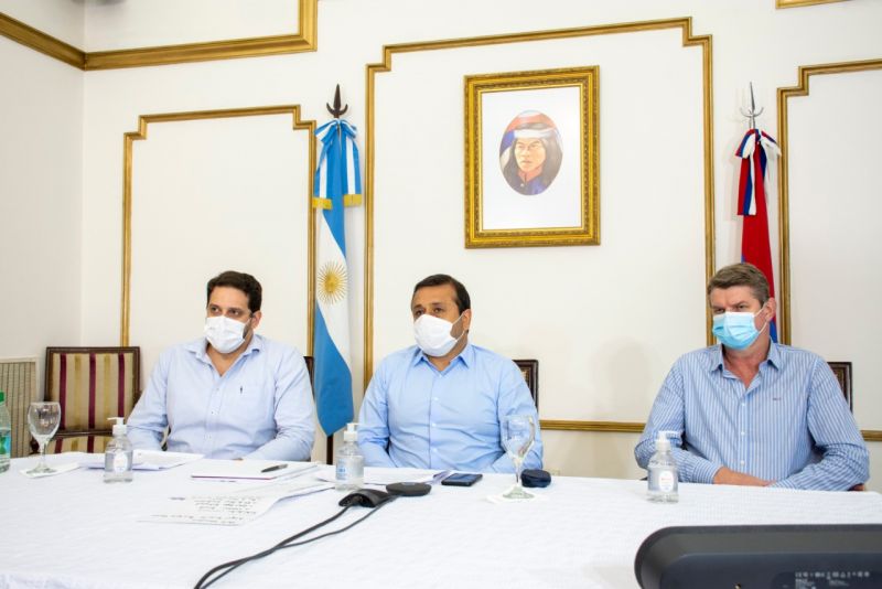 Herrera Ahuad anunció obras eléctricas y asistencia crediticia a cooperativas de ese sector